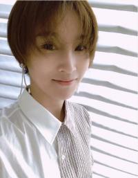 谢楠回应点赞立白与吴亦凡解约微博：手滑而已 不要过度解读
