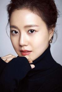 文彩元与YNK Entertainment签约 和申惠善、金贤珠等人成为同门