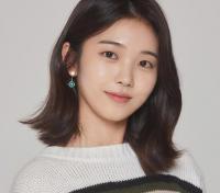 洪承熙有望出演《不着边际的你》女主角与郑容和合作