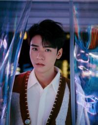龚俊刘雨昕不出席GQ红毯 杨幂孙怡也被传取消行程