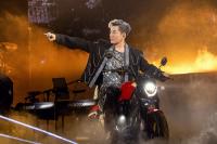 一早下令“庆生就翻脸”  结果庆功宴上变脸大师、拉面师傅齐上阵逗乐任贤齐