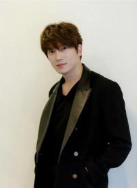 池晟有望出演新剧《公寓》男主角 首次挑战前黑社会角色