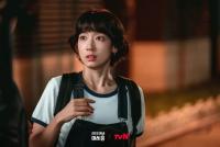 朴信惠为宣传新剧登《秘书镇》被“刻薄”照顾 妈妈回忆她儿时躲厕所哭泣引心疼