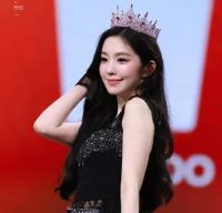 Irene澳门获奖返韩颈部现瘀青 亲口澄清：是针灸留下的