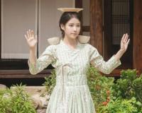 《21世纪大君夫人》历史争议延烧 牵扯旧作《Zeze》恋童争议